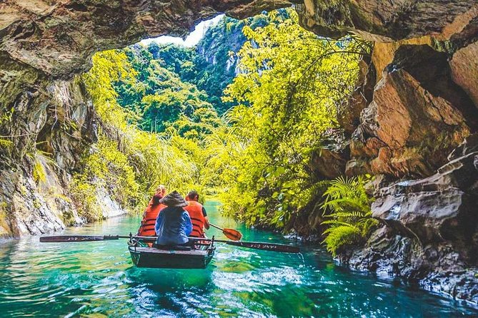 NINH BINH MEMORABLE DAY: Hoa Lu, Mua Cave, boat trip Tam Coc, Trang An optional - Bai Dinh Pagoda, the big bronze Buddha option