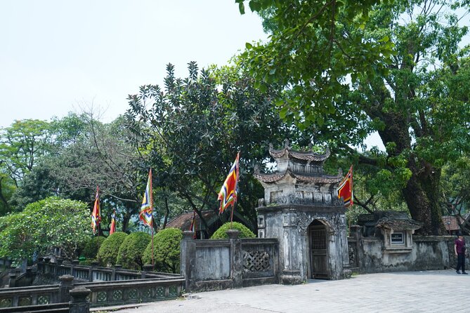 Ninh Binh One Day Trips- from Hanoi - Hoa Lu Ancient Capital: Dinh and Le Temples in Real Place