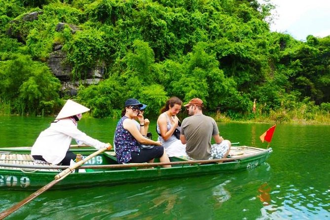 Ninh Binh Private Day Tour: Mua Cave, Tam Coc, Hoa Lu All Include - Hoa Lu temples of the Dinh and Le Dynasties: history in a quiet setting