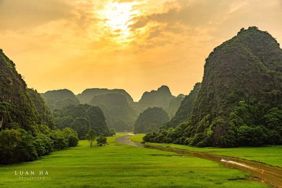 Ninh Binh Private: Hoa Lu & Tam Coc & Bich Dong & Mua Caves - Hang Múa viewpoint, nearly 500 steps, and how to get the best panorama