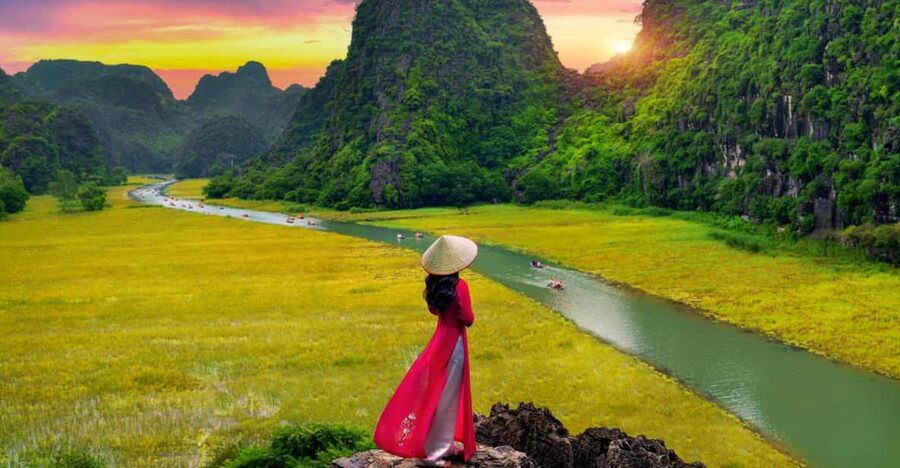 Ninh Binh Private Tour: Tam Coc, Bich Dong and Thung Nham - A One-Day Ninh Binh Hit: Tam Coc, Bich Dong, and Thung Nham