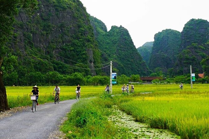 Ninh Binh Tour: Deluxe & Small Group Tam Coc Hoa Lu - Boat, Biking, Buffet Lunch - The Stair Climb at Bich Dong: Views Worth It, Effort Not Optional