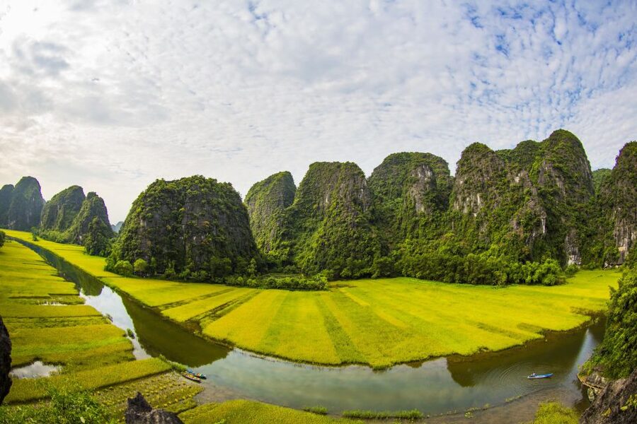 Ninh Binh Tour: Full-Day Hoa Lu and Tam Coc Boat Tour - From Hanoi to Ninh Binh: the timing that shapes your day