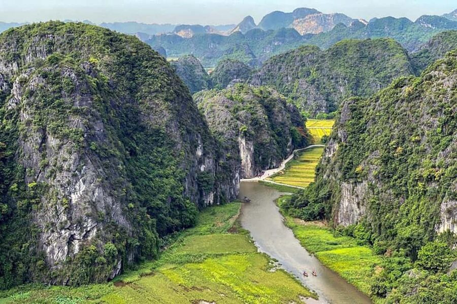 Ninh Binh: Trang An Boat Ride, Hoa Lu & Mua Cave Sunset - Pickup and Getting to the Countryside Without Stress