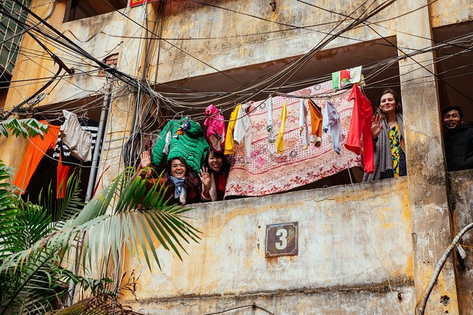 Off the Beaten Track in Hanoi: Private City Tour - Meeting at 3 Ngõ 47 Phố Nghĩa Tân, Nghĩa Tân, Cầu Giấy