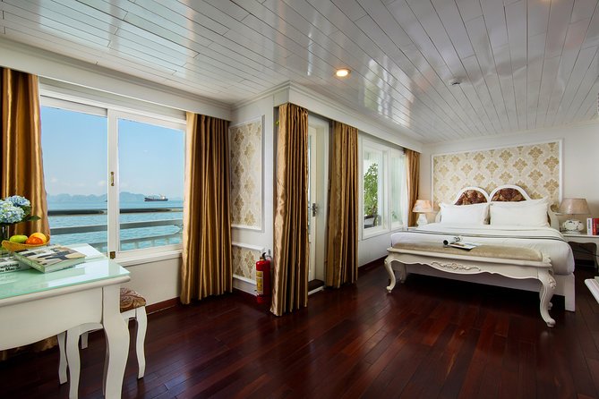 (Official) Signature Royal Cruise - 03 days 02 nights program - How to pack and pace yourself for the best experience