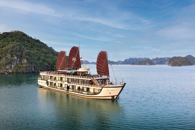 Orchid Trendy Cruises 2Days/1 Night 5 Star Cruises - Lan Ha Bay on Day 1: a calmer cruise rhythm and time to breathe