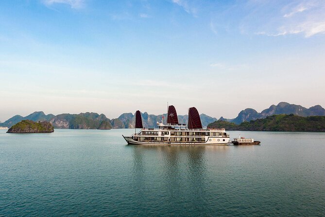 Orchid Trendy Cruises 2Days/1 Night 5 Star Cruises - Day 1 Halong Bay: check-in, welcome drinks, and the first major scenery hit