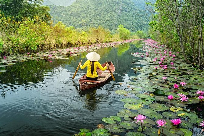Perfume Pagoda Day Trip from Hanoi - The Bamboo Boat Ride on Yen Stream: Relaxing, Slow, and a Little Bumpy