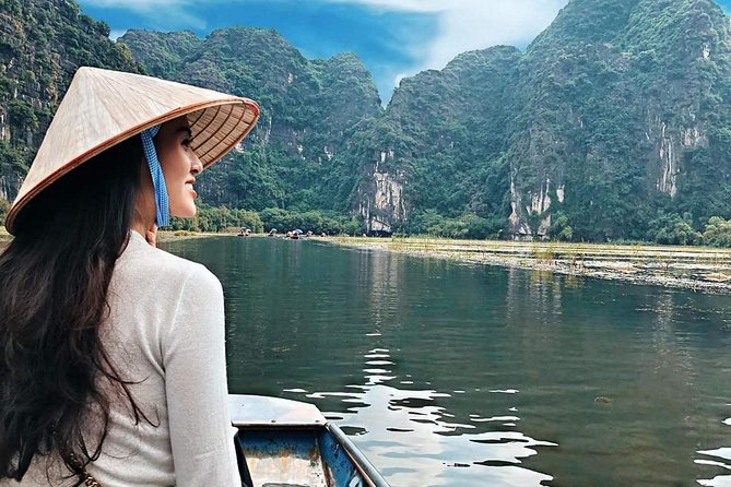 Premium Hoa lu - Trang An - Mua Cave with Buffet Lunch from Hanoi - Buffet lunch on the schedule: included food that keeps the day from derailing