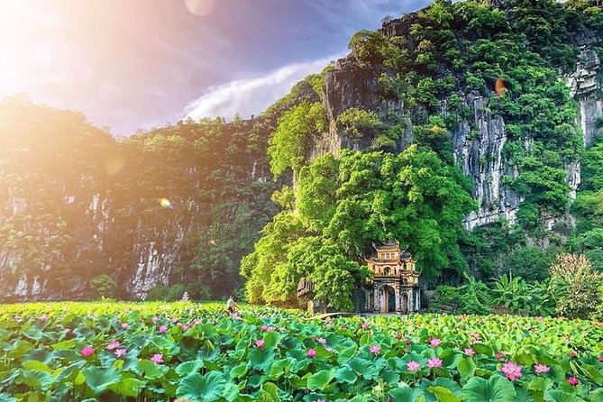 Premium Hoa lu - Trang An - Mua Cave with Buffet Lunch from Hanoi - Transportation and group size: small enough to feel guided, big enough to be efficient