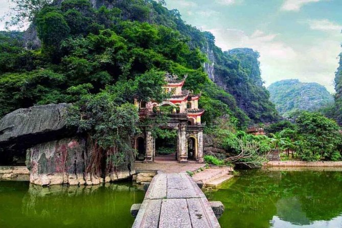Premium Hoa lu - Trang An - Mua Cave with Buffet Lunch from Hanoi - Who this tour fits best (and who should choose differently)