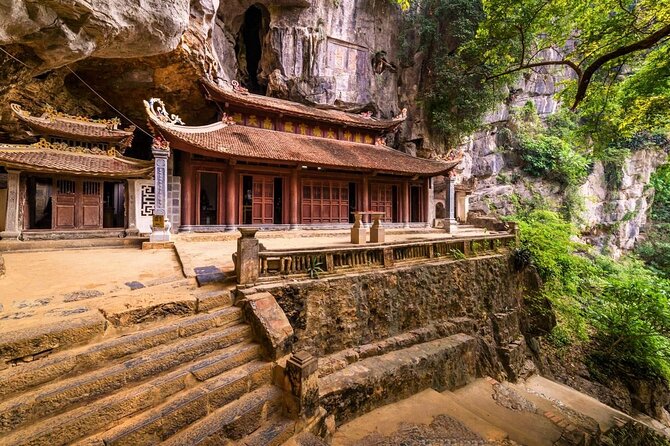 Private Boat and Biking Tour in Ninh Binh (Trang An - Hang Mua) - Bich Dong pagoda: caves, roofs, and mountain views