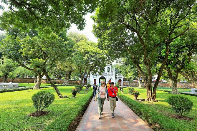 Private Crowd Free Hanoi: Morning Highlights of the City Experience - St Joseph’s Cathedral and Hoan Kiem Lake, Where Hanoi Slows Down