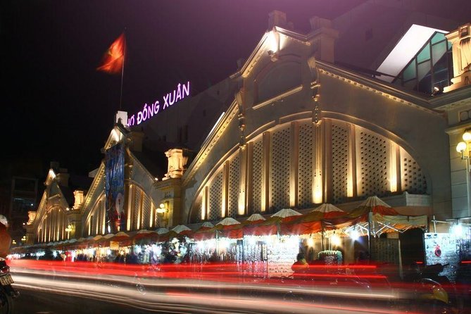 Private Evening Walking Tour - Cyclo & Water Puppet Show in Hanoi Old Quarter - Hoan Kiem Lake at night: a short pause that makes everything else click