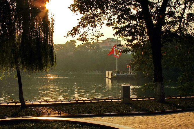 Private Good Morning Hanoi Guided Tour with Local Breakfast - Ba Dinh Square and the Flag Raising Ceremony at Dawn