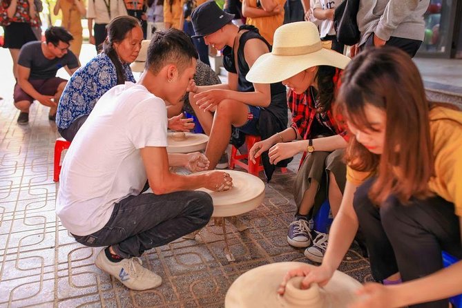 Private Half-Day Tour: Bat Trang Pottery Village - Shopping in the village market, with a guide in your corner