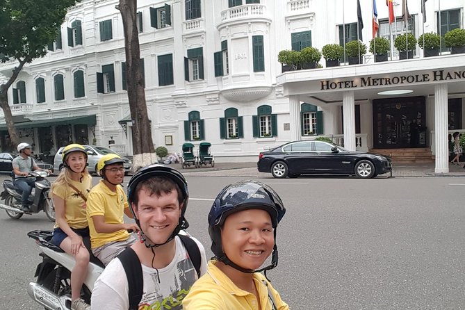 Private Hanoi Motorbike Sightseeing and Food Tour - Hữu Tiệp Lake (B-52 Lake) and West Lake: History Meets a Breather