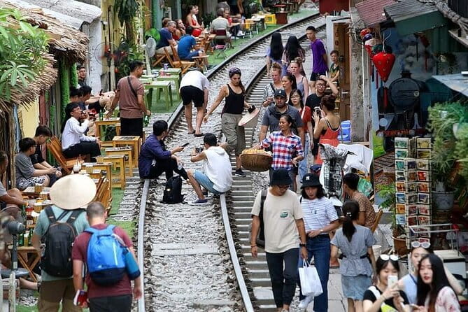 Private Hanoi Old Quarter Food Tour with 8+ Authentic Tastings - Phố Tống Duy Tân: Little Streets, Big Flavor Momentum