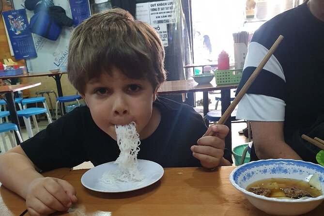 Private kid-friendly Hanoi food tour with a taste of great dishes - How the Guide Makes It Work, Not Just Eat