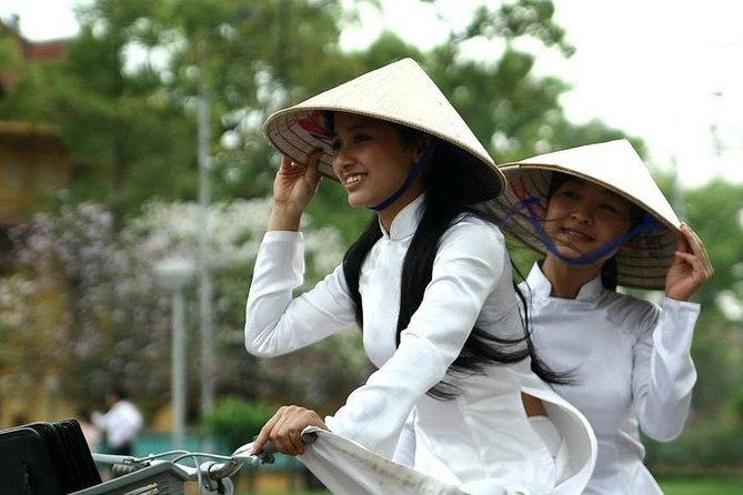 Private Tour: Hanoi City Full-Day Tour with Train Street Visit - Hanoi Opera House: A Grand First Stop That Sets the Tone