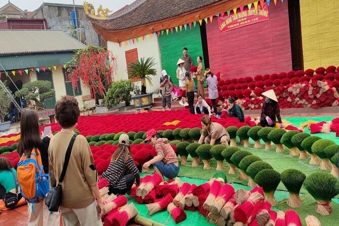 Private Tour Incense Village, Hat village & Train Street Coffee - Timing, weather, and what to wear for a 6 to 7 hour craft day