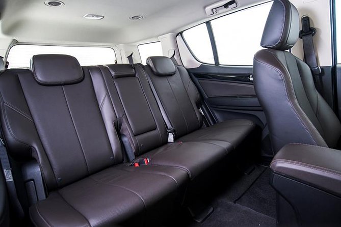 Private transfer Hanoi <=> Mu Cang Chai One Way (Hotel pickup) - Your Ride: Air-Conditioned Comfort, Non-Smoking Policy, and Professional Driving