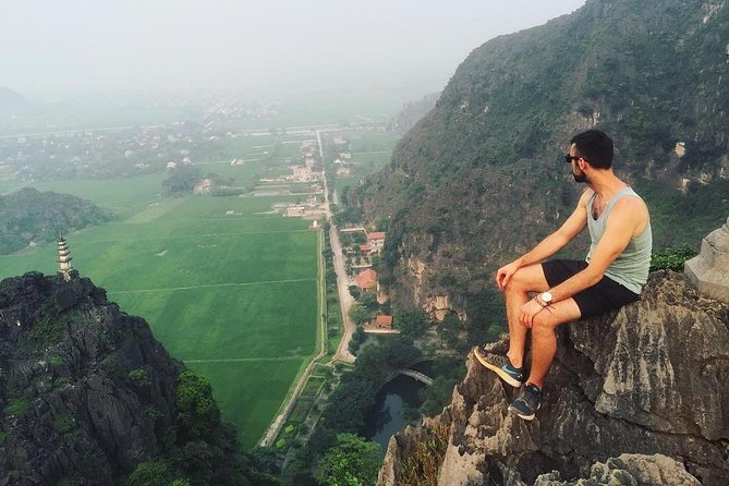 Private Transfers Hanoi <=> Sapa 1 Way (Hotel pick-up/Drop-off) - Hanoi to Sapa, one long mountain drive made easier