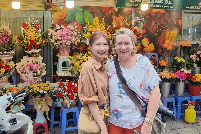 Private Walking Food Tour in Hanoi - Starting at Highlands Coffee on Đinh Tiên Hoàng