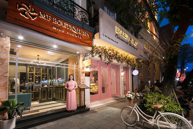 Relaxing Package In 150 Minutes At Mf Boutique Spa - Step 2: Swedish massage (90 minutes) with the face-in-opening setup