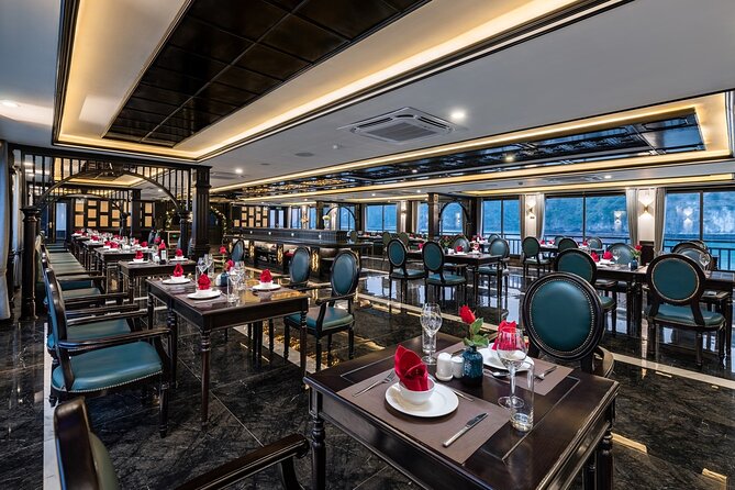 RITA CRUISE - LUXURY 5 STAR CRUISE in HALONG BAY from HANOI - Cooking class and night squid fishing: two experiences you will actually remember