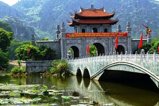 Round-Trip Hanoi to Ninh Binh Private Vehicle Charter - Ninh Bình Game Plan: Tam Coc and Hoa Lư Time