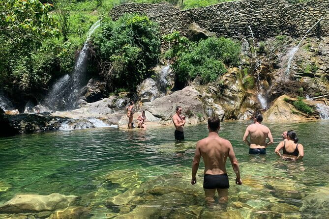 Sa Pa Trekking 2 Days 3 Nights Homestay by Night Train - Price and logistics: what $165 really covers