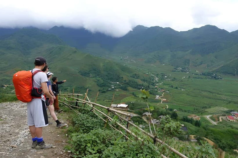 Sapa 1 Day Long Trek: Trek to Hau Thao and Sa Seng Villages - Guides: the energy makes the difference