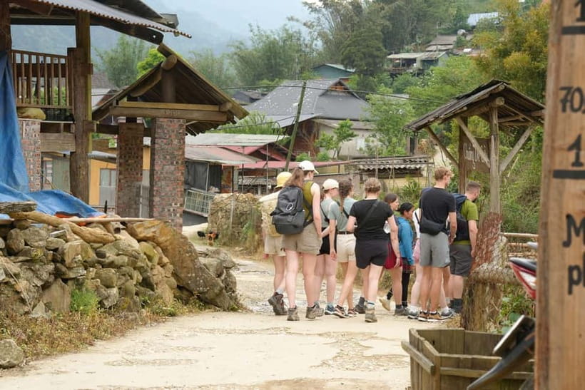 Sapa 3-Day Trekking Adventure from Hanoi - From Hanoi to Sapa by VIP cabin bus: what the ride really feels like