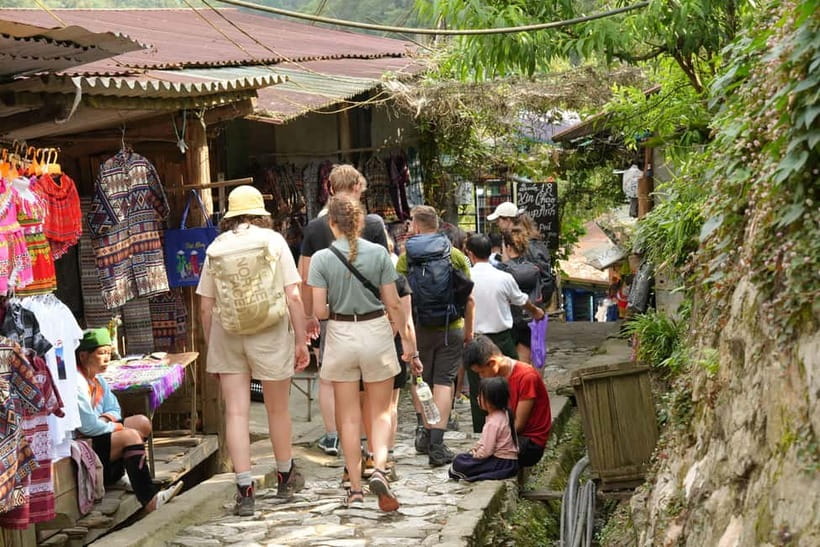 Sapa 3-Day Trekking Adventure from Hanoi - Day 2 Muong Hoa trek with Y Linh Ho, Lao Chai, and the Ta Van homestay
