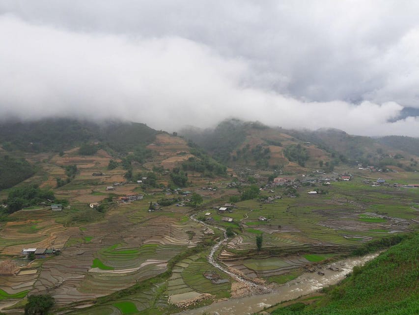 Sapa beautiful rice field, village - Easy walking kid,senior - Giang Cha village: quieter terraces and traditional wooden house time