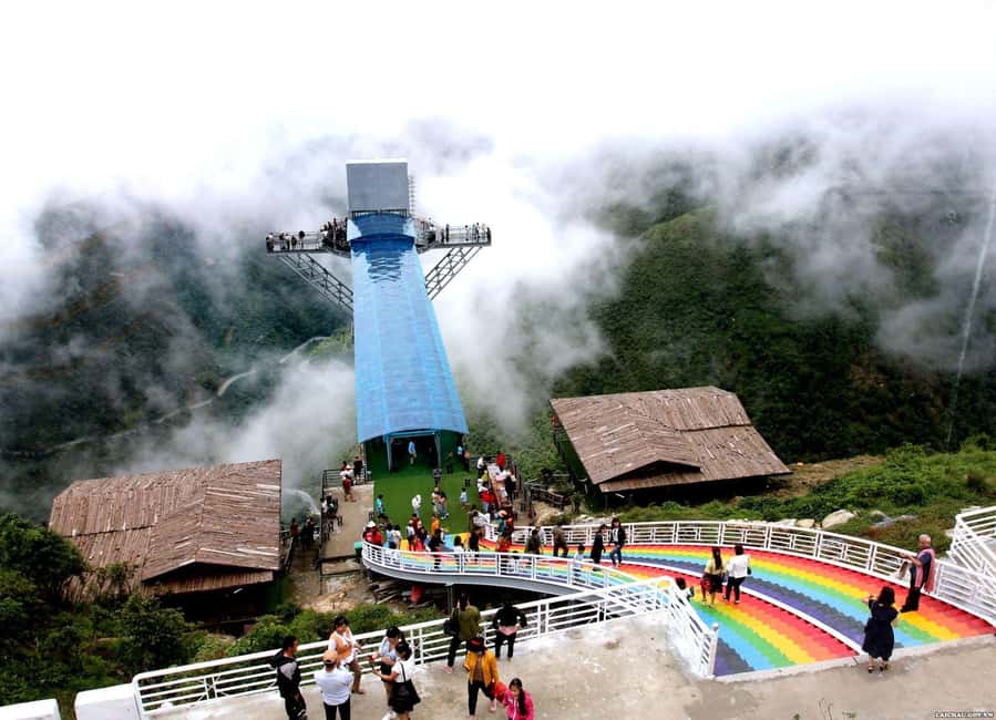 Sapa: Glass Bridge and Silver Waterfall Small Group Tour - Small group pacing: why “up to 10” feels different