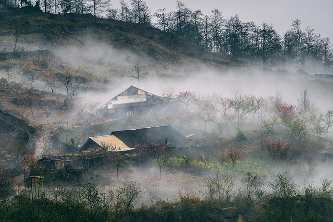 Sapa Mountain View and Villages Trek - Stop 2: Giang Ta Chai village on the Muong Hoa river
