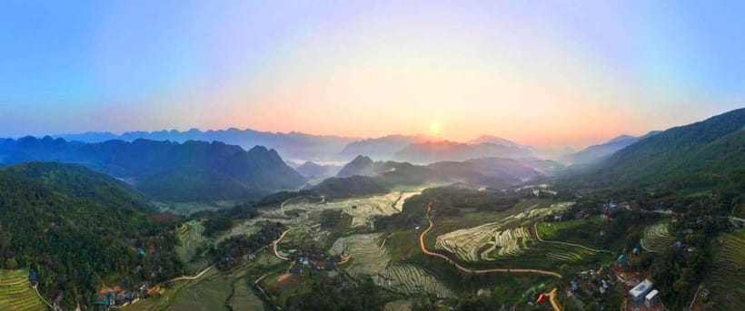 Sapa Silver Waterfall And O Quy Ho Pass Tour By Motorbike - The road from Sapa: flower fields, tea hills, and buffalo sightings