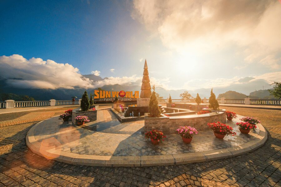 Sapa: Sun World Fansipan Legend Ticket - The day flow: from ticket redemption to the summit area