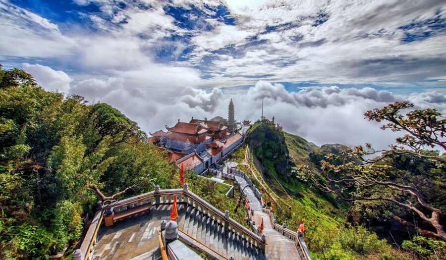 Sapa: Sunworld Fansipan Legend Ticket - Spiritual Stops You Can Actually Walk Through