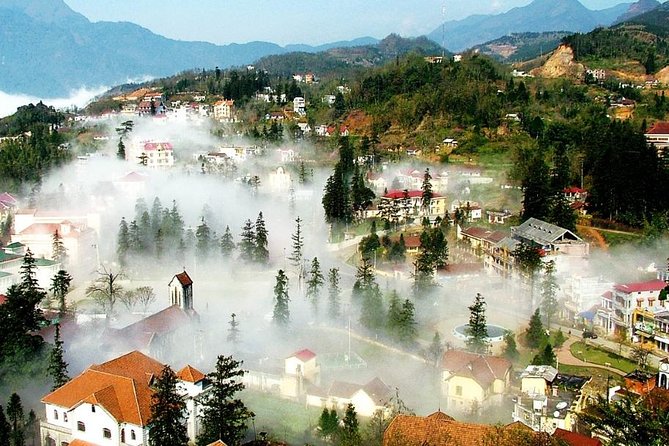 Sapa Tours 2D1N stay At 4 stars hotel nice Sleeping Bus TRANSFER - What to Bring and How to Prepare for Easy Trek That Still Uses Your Legs