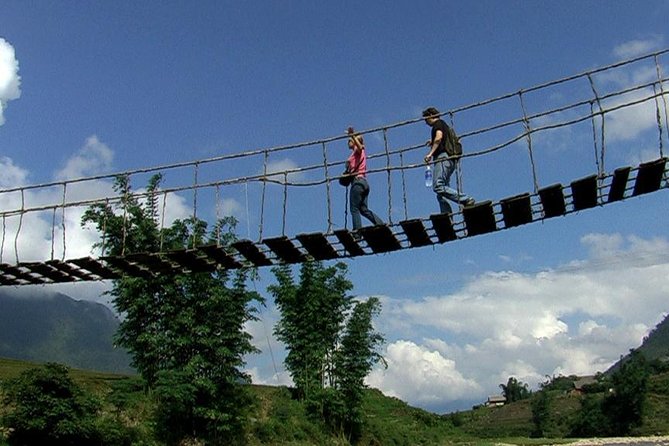Sapa Trek Tours -2D1N Stay At 3*** -TRANSFER BY SLEEPING BUS - Sapa town overnight at a 3-star hotel: where the trip actually slows down