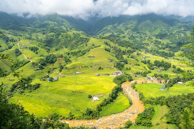 Sapa Trekking 3 Days 2 Nights (Homestay) - Departure From Hanoi - Day 2: Bamboo forest, waterfall, and Giang Ta Chai (Red Dzao)