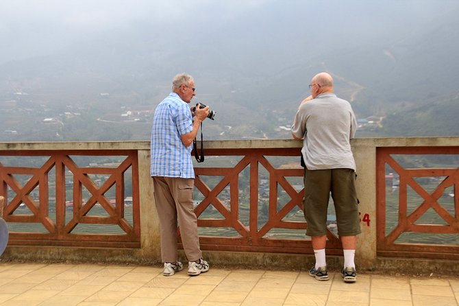 Sapa Villages trekking and homestay 2 Days/ 1 night package tour: best selling - Day 2: Bamboo forest, silk waterfall trekking, and the Giang Ta Chai picnic lunch