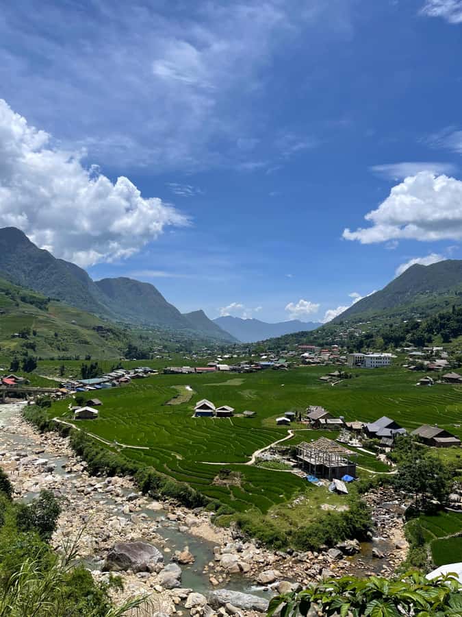 Sapa: Y Linh Ho - Lao Chai, and Ta Van Trekking Day Tour - Lao Chai Village Stops: Crafts, Conversations, and Valley-Flow Walking