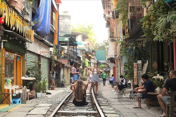 Shore Excursion Discovery Hanoi City from HaLong Bay Port - Hanoi Old Quarter Walk, 36 Streets and Everyday Momentum