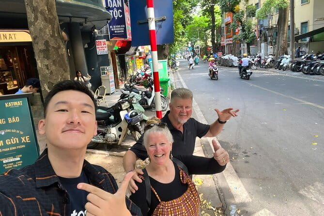 Small-group Hanoi Highlights Weekend Walking Tour - Key points before you go