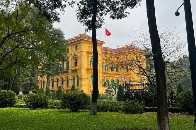 Small-group Hanoi Highlights Weekend Walking Tour - Price and what it really covers